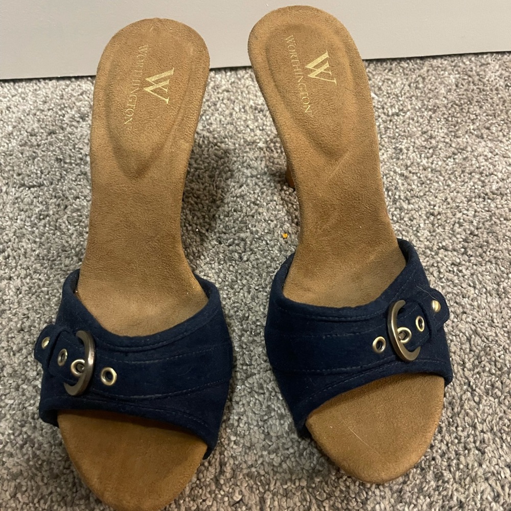 Nav Worthington size 8.5m heels NWOT